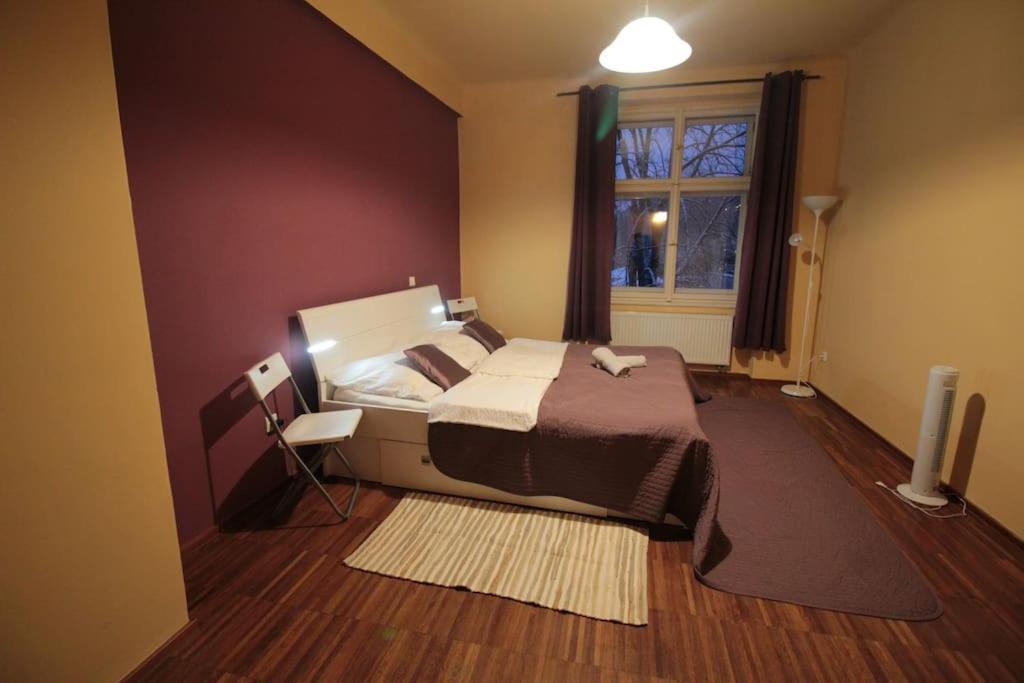 2 Bedrooms Close Vysehrad - Congress Centrum Praag Buitenkant foto